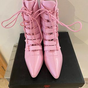 Womens, Pink Vinyl lace up boots, size 10,  1 1/2" heel